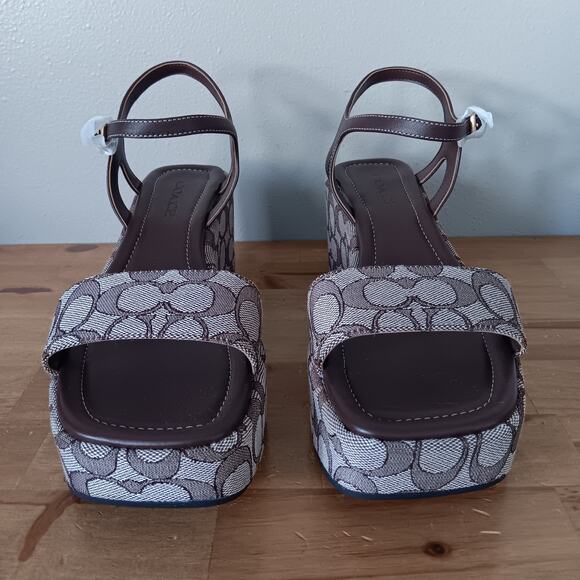 Coach Shoes - Coach Women Gale Wedge Sandal In Maple Signature Jacquard Size 11 B Damaged Box